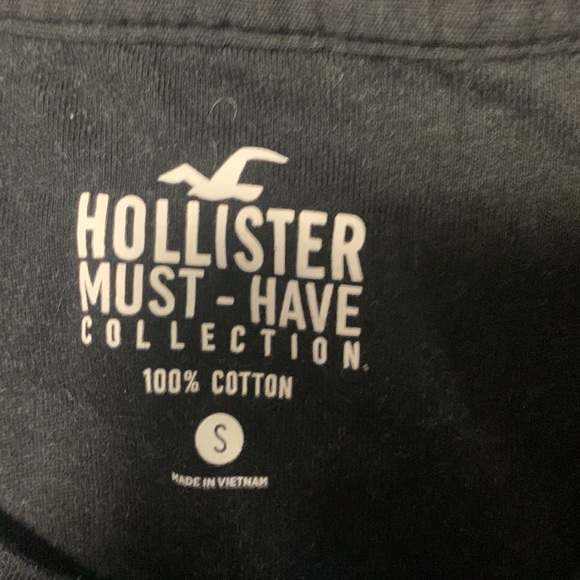 Black Hollister tee - Picture 3 of 3